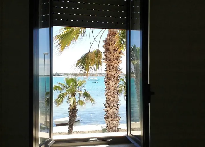 Acquamarina Bed and Breakfast