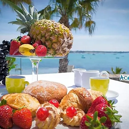 Alojamento de Acomodação e Pequeno-almoço Acquamarina 4*