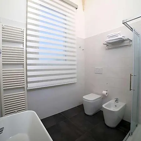 Acquamarina Bed & Breakfast 4*